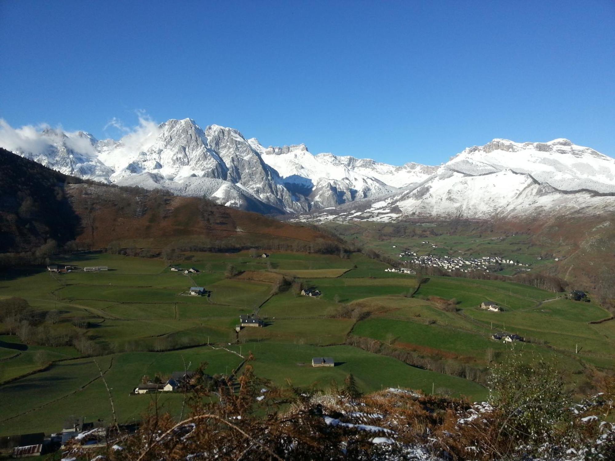 Gite De Montagne Du Plateau De Lhers- Accueil Randonneurs Accous Luaran gambar